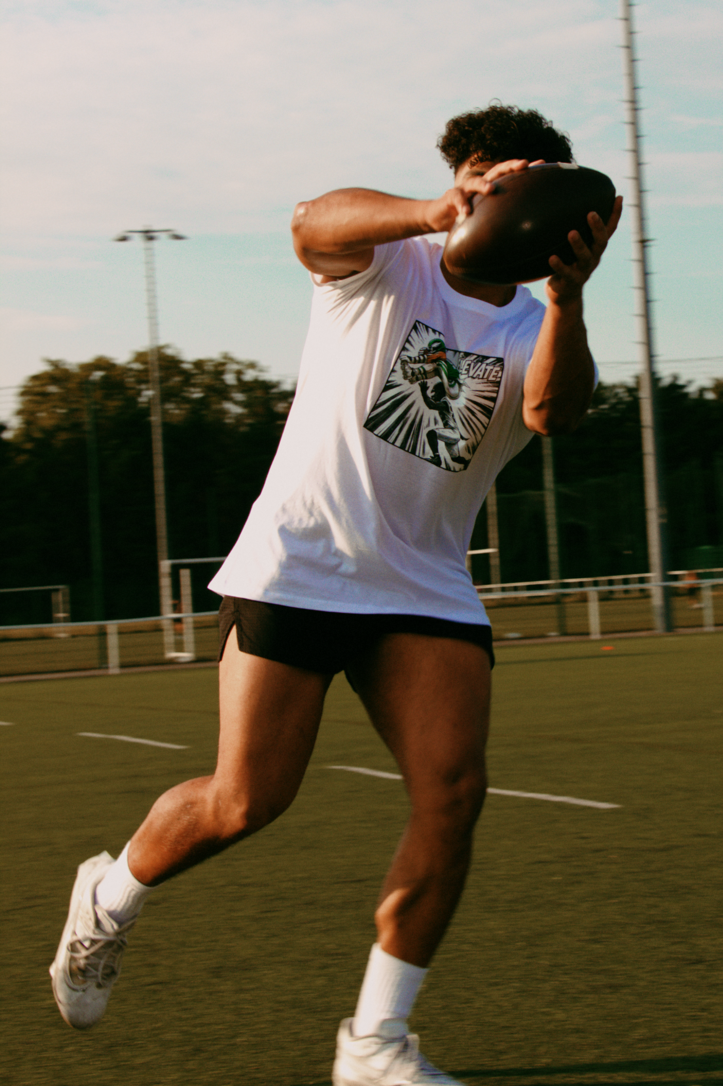 T-shirt "Elevate"